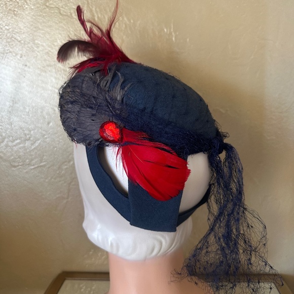 SMART 1930s\' DARK COBALT BLUE FELT HAT + BLUE/RED/BURGUNDY FEATHERS & NAVY VEIL main image 8